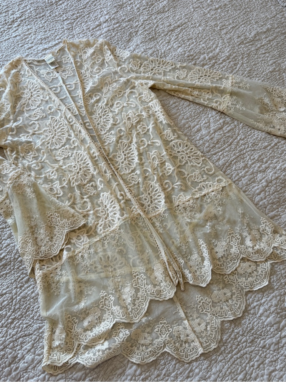 L*space Cream lace swim coverup kimono with long sleeves XS/S